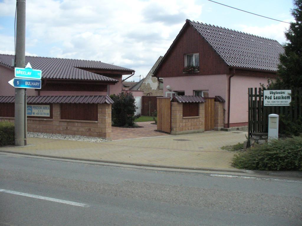 Penzion Jarka Lednice Exterior photo
